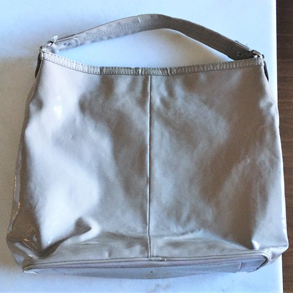 Marc Jacobs patent leather nude taupe shoulder bag - Picture 5 of 16